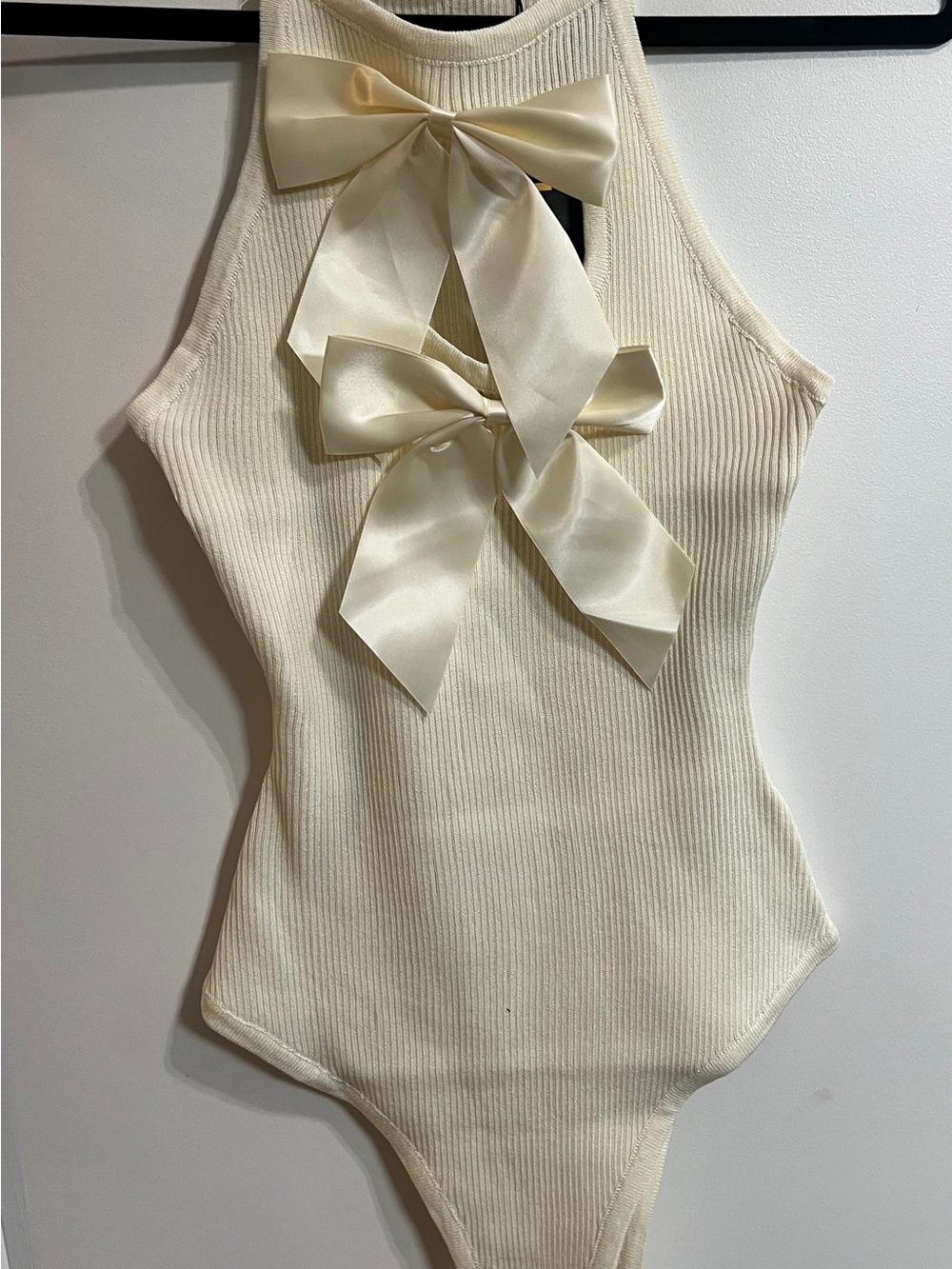 Galita Cream Ribbed Bow-Front Halter Bodysuit Size M